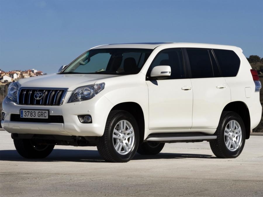  Toyota Land Cruiser Prado 150 R-Edition 2010 года  (фото 1 из 3)